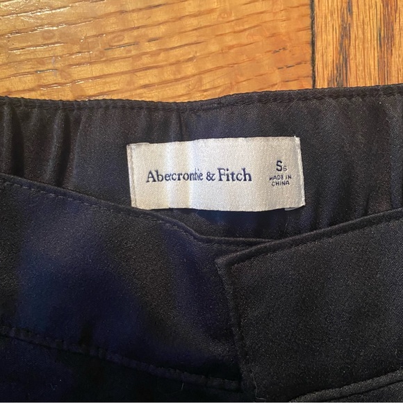 NWT Abercrombie & Fitch black silk pants - Picture 5 of 8